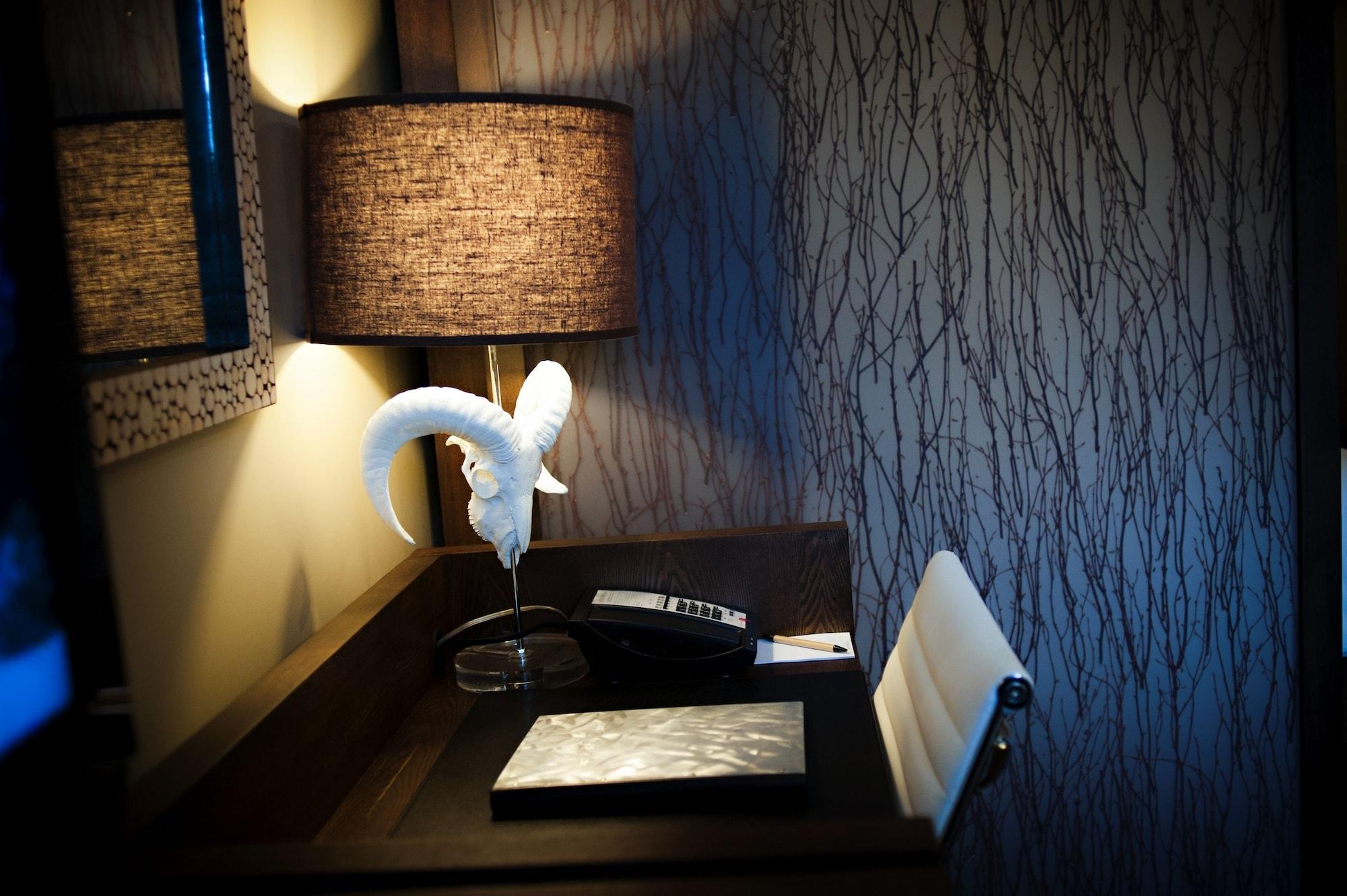 Oxford Hotel Бенд Экстерьер фото