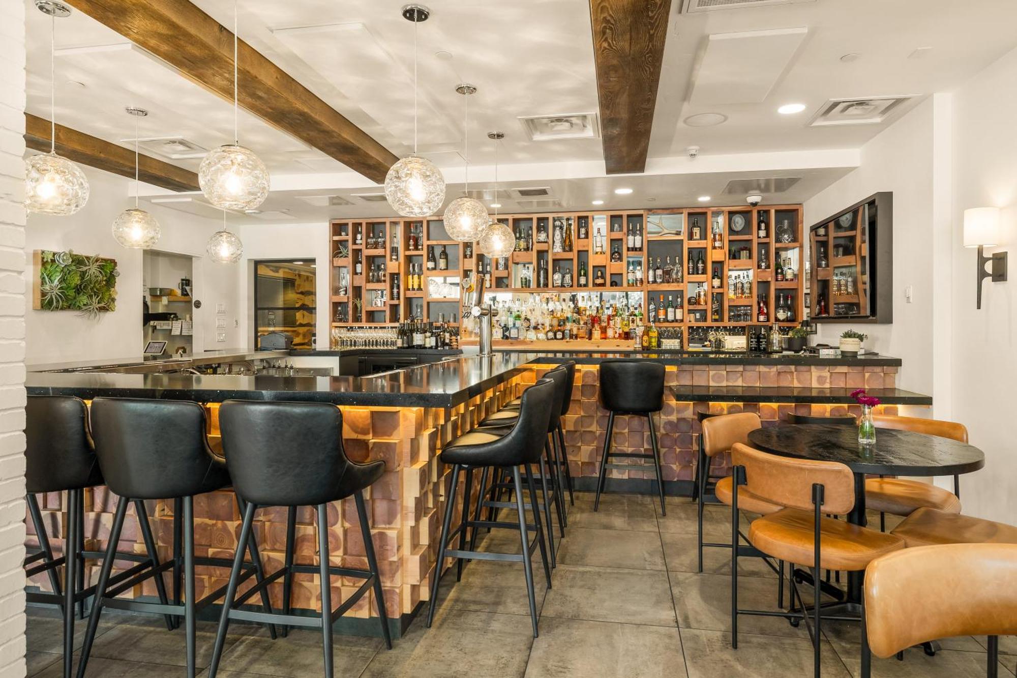 Oxford Hotel Бенд Экстерьер фото