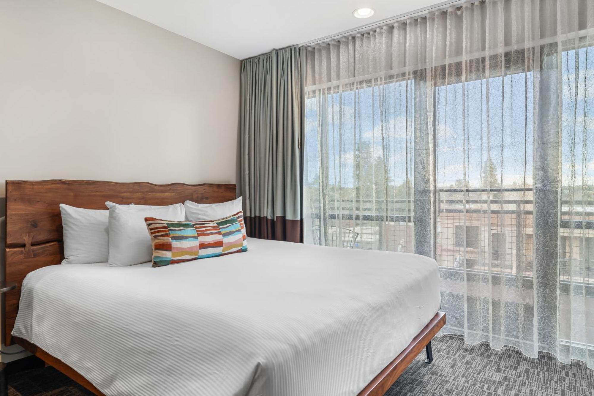 Oxford Hotel Бенд Экстерьер фото